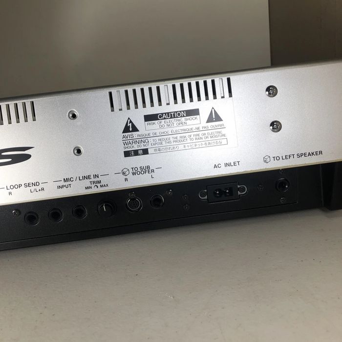 Vând orga Yamaha Tyros 1
