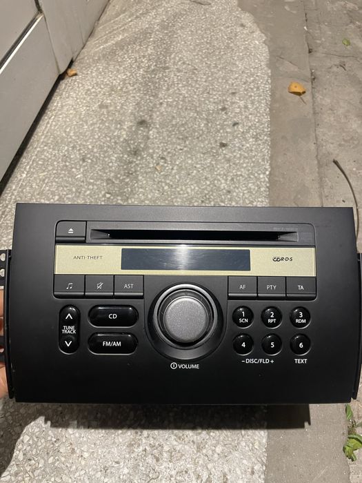 Радио и CD плеър Suzuki SX4