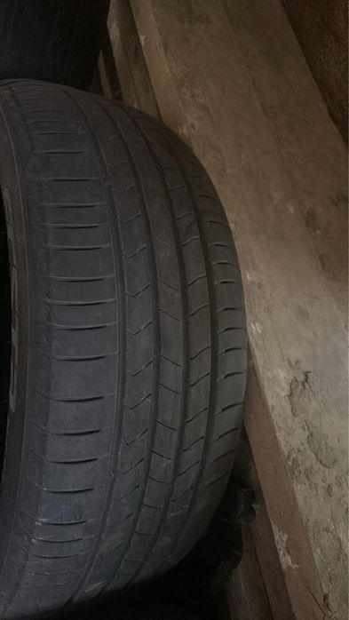 Продам шины 215/55 R17