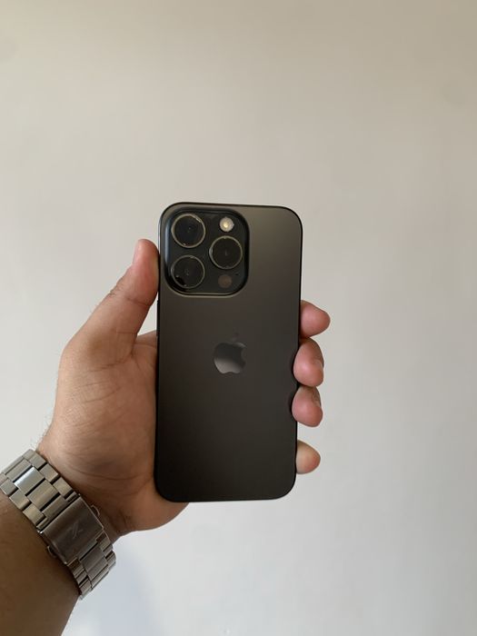 Продам Iphone 15pro