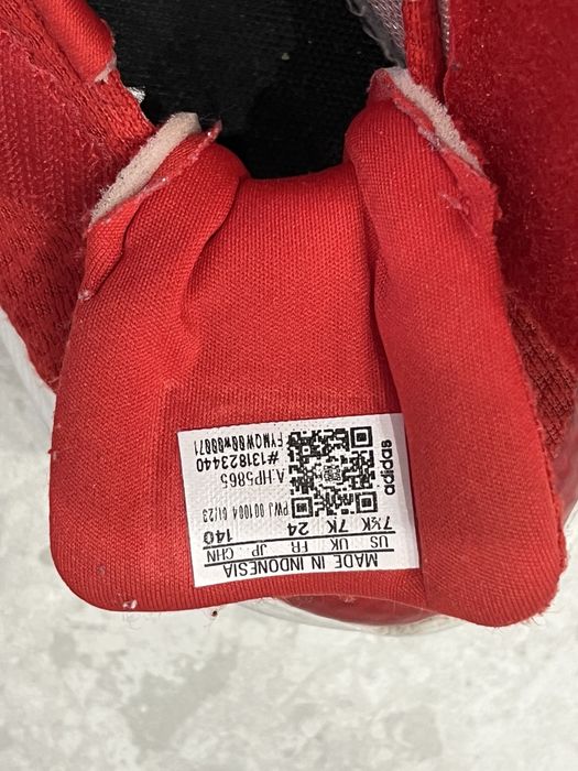 Обувки Кемпер Camper и Адидас Маратонки