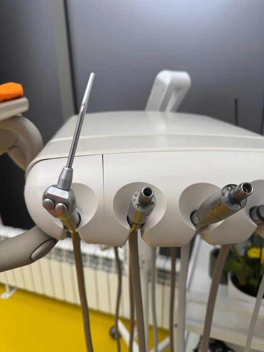 Стоматологичен юнит A-dec