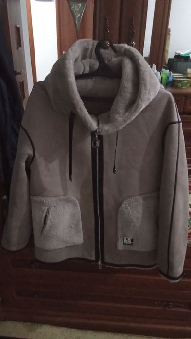 Продам дубленку почти новый