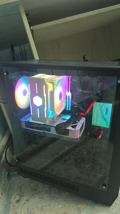 Настольный компьютер