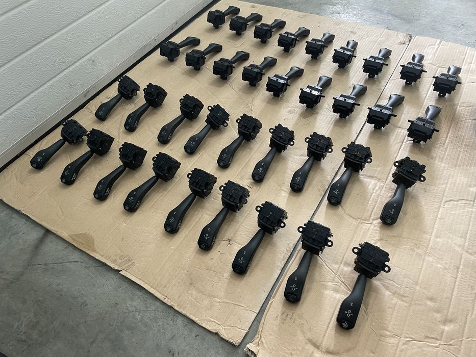 Всякакви лентови кабели /лостчета мигачи/чистачки/темпомат за бмв