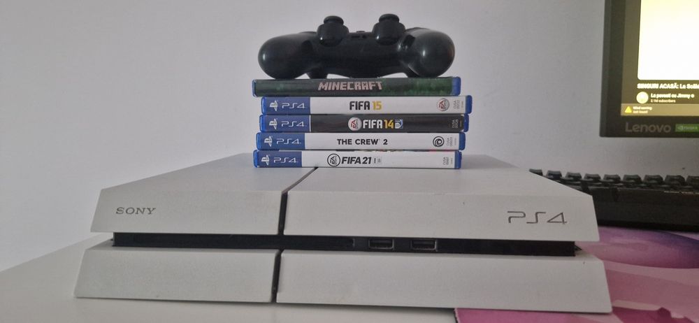 PS4 500 GB PHAT.