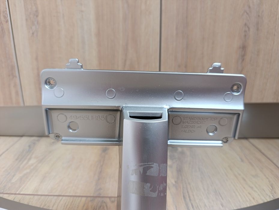 Стойка за телевизор LG 49"/55"