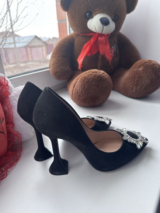 Продам обувь в хорошем состоянии