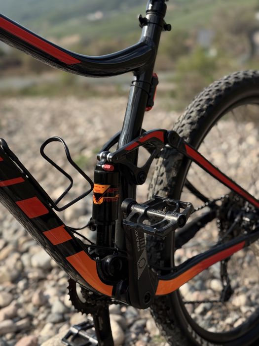 Двухподвес велосипед Giant