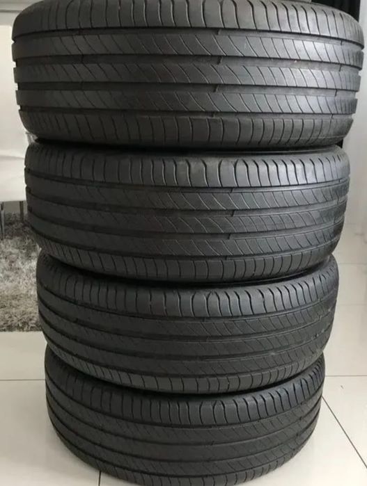 Летние покрышки 215/55/17