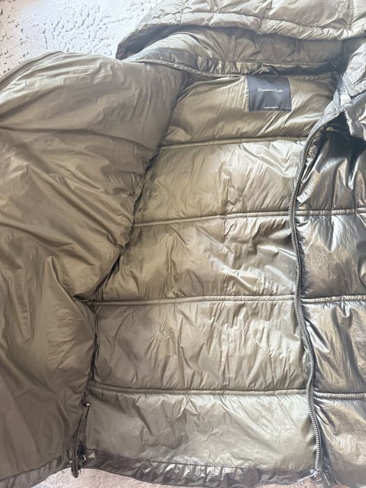 Продам женскую куртку весна