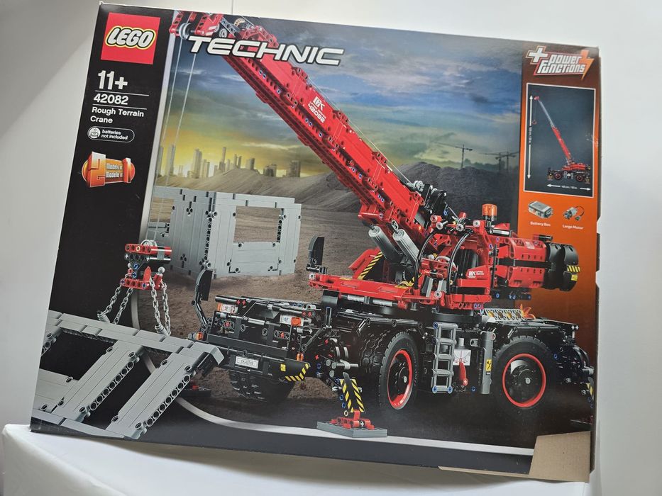 Lego tehnic 42082 cu cutie