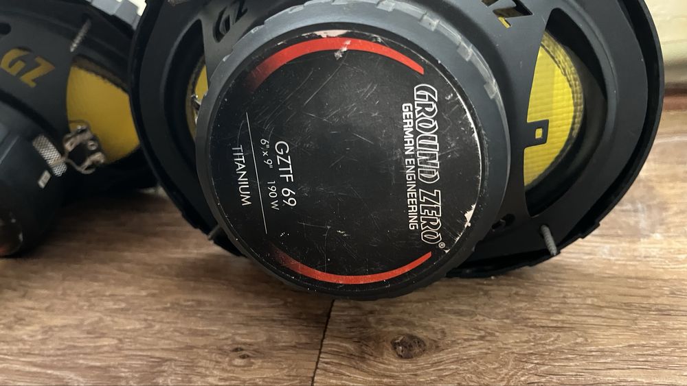 Колонка для машины