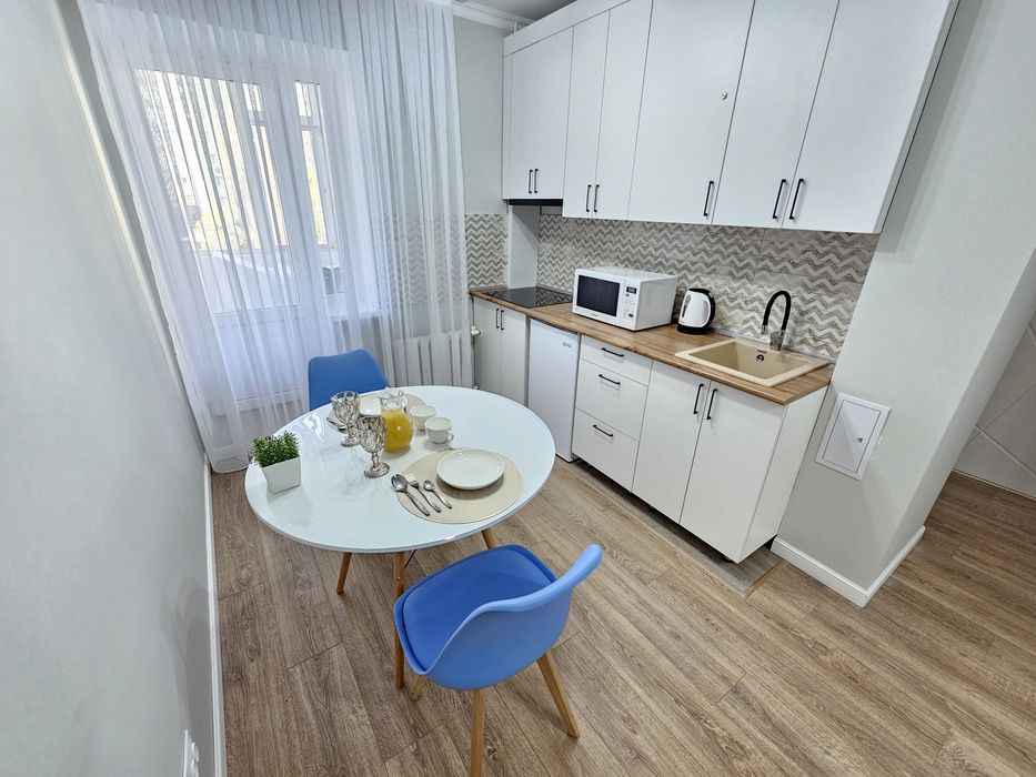 1 комнатная 12 мкр