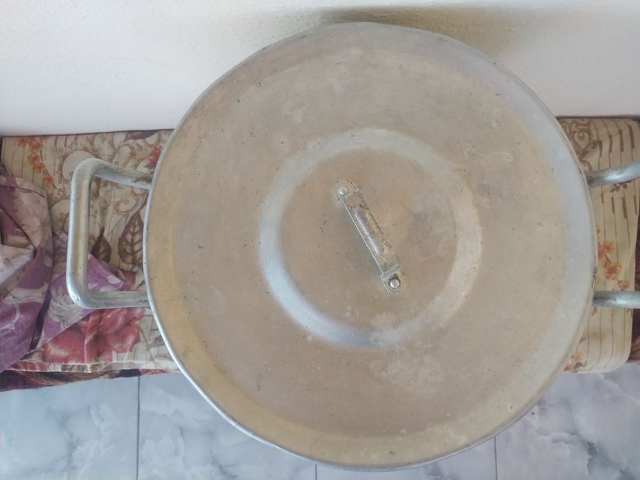Продам кастрюлю аллюминиваю