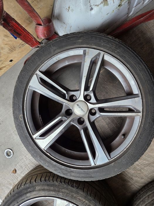 Jante aliaj  5x112 cu Anvelope 225/45R18