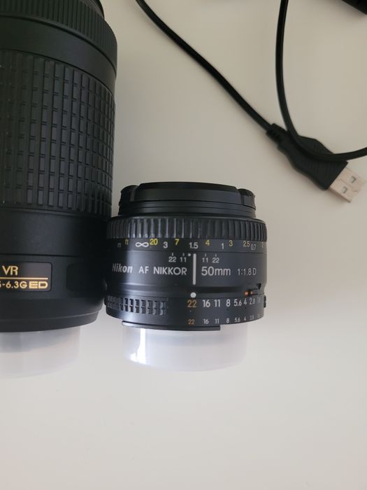 Nikon D3300 + obiectiv kit | Doar 14.557 cadre | Stare excelentă