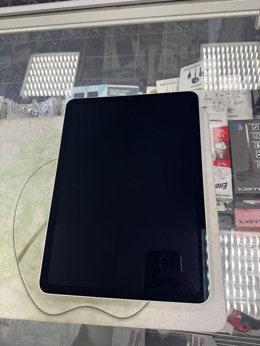 iPad Air 4th generation 64GB