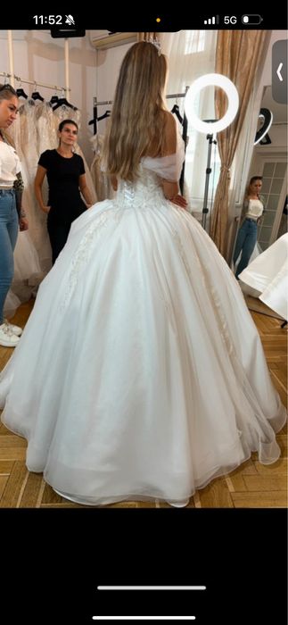 Rochie de miresa Aryanna Karen.