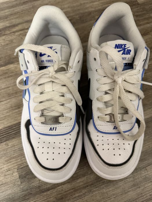 Маратонки nike 38