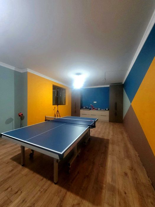 Евро Ховли сотилади