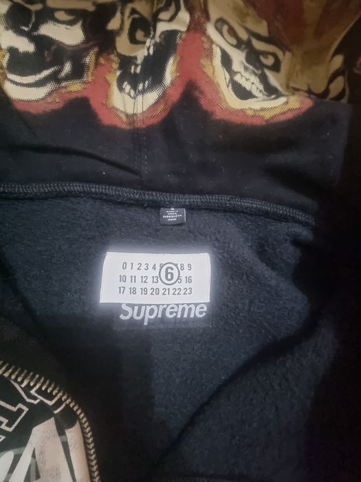 Hanorac mm6 supreme