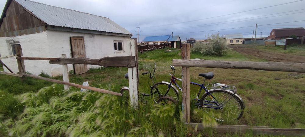 Продам участок с домиком