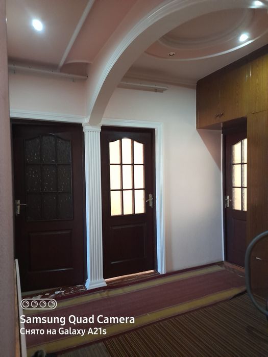 Massiv Chorsu kvartira HAMMA MEBEL BILAN SOTILADI  4hona 5et