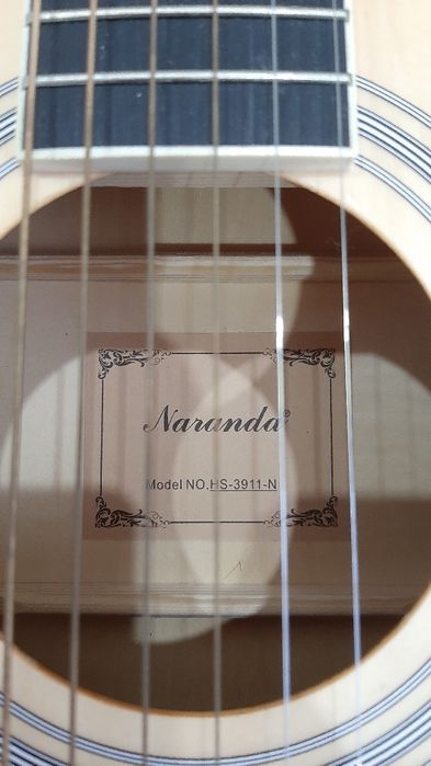 Продам гитару 40.000