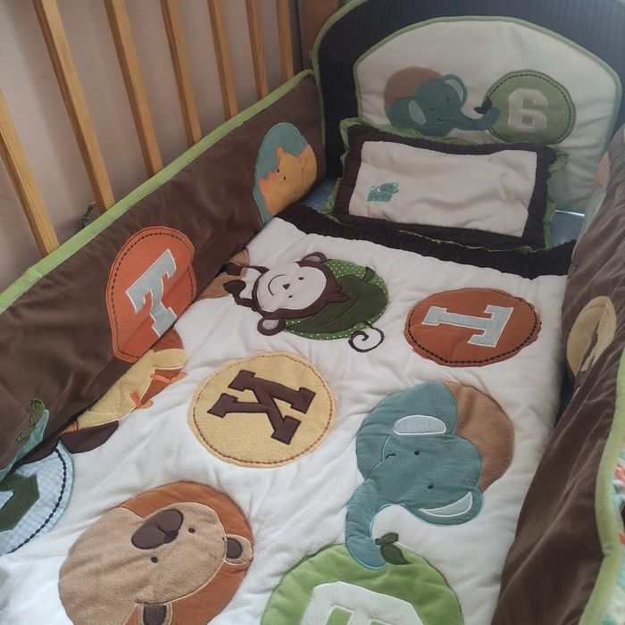 Бортики на кровать