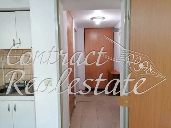 Дава се под наем Двустаен апартамент в Варна, Левски - 32 кв.м за 229.5 € - Снимка #1