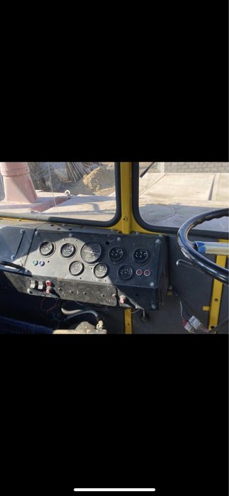 Продам Кировец К-700