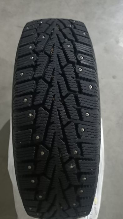 Продам зимние шины