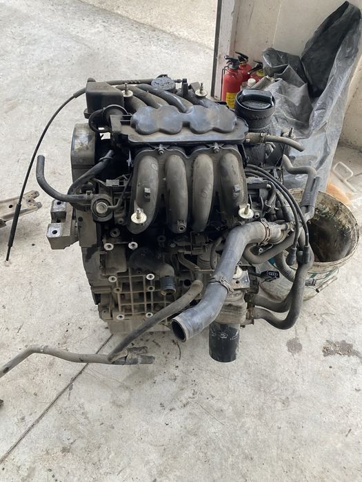 Двигател 1.6 VW Golf 4 AKL