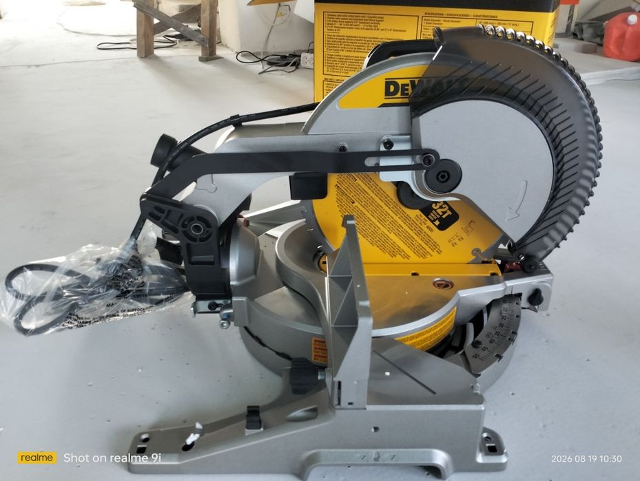 Продам DeWalt  Dws715