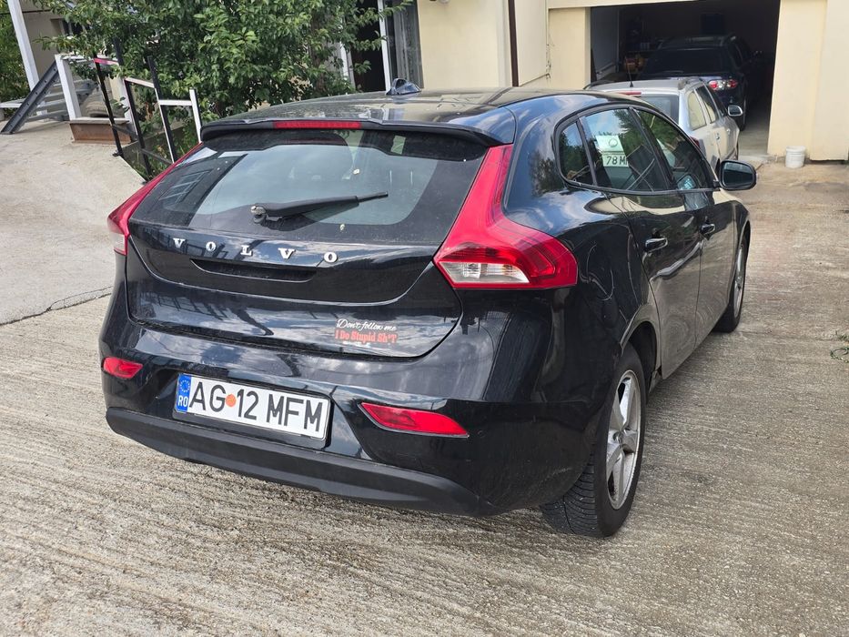Vand VOLVO V40 D2 1.6 DIESEL
