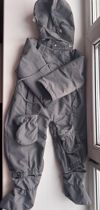 Продам весенне-осенний комбинезон