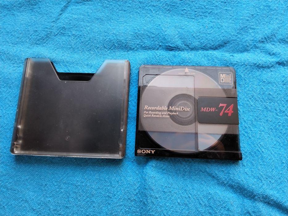 Sony original minidisk - работи  и прави страхотни и качествени записи