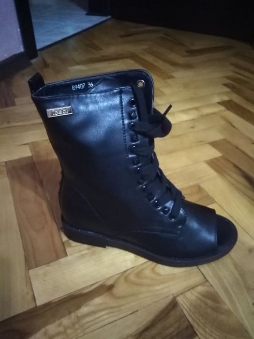 Дамски пролетно/есенни отворени ефектни кубинки