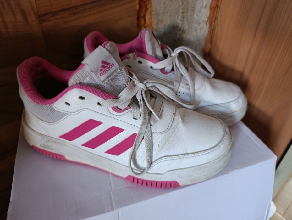 Лот от 3 чифта детски обувки