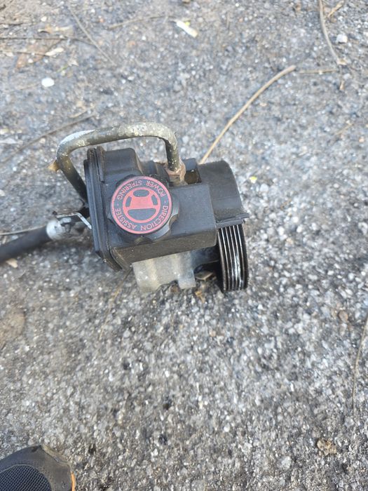 Хидравлична помпа за Peugeot Partner 2006 година