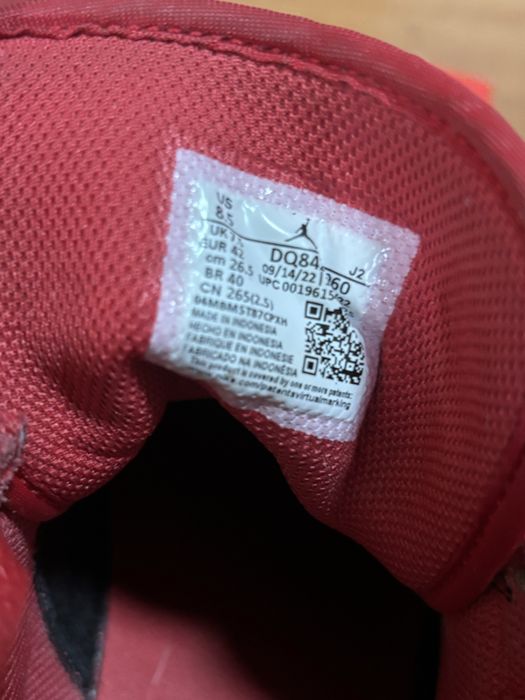 Jordan 1 mid black and red