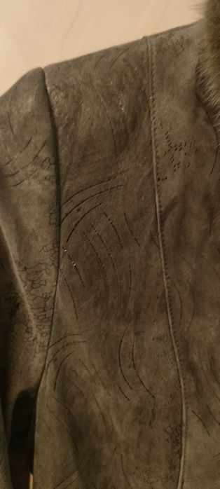 Продам женское демисезонное пальто