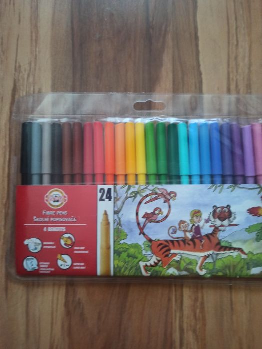 Книжка за рисуване  животни + нови флумастери