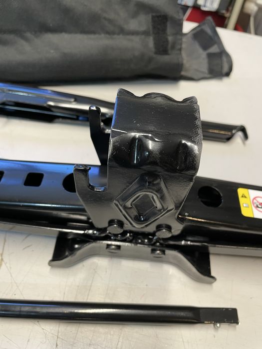 Cric original lancia voyager