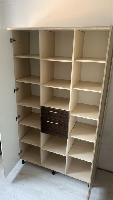 Шкаф книжный, либо для одежды