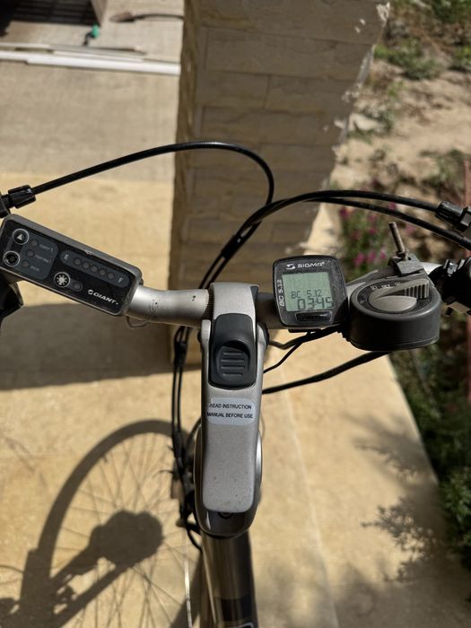 Bicicletă electrică Giant Twist, motor pe roata față, cutie Shimano Nexus 8 viteze, baterie Li-Ion