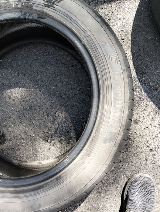 Продам шины 215/55/17