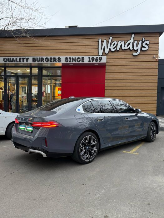 Bmw i5 35l full 2024