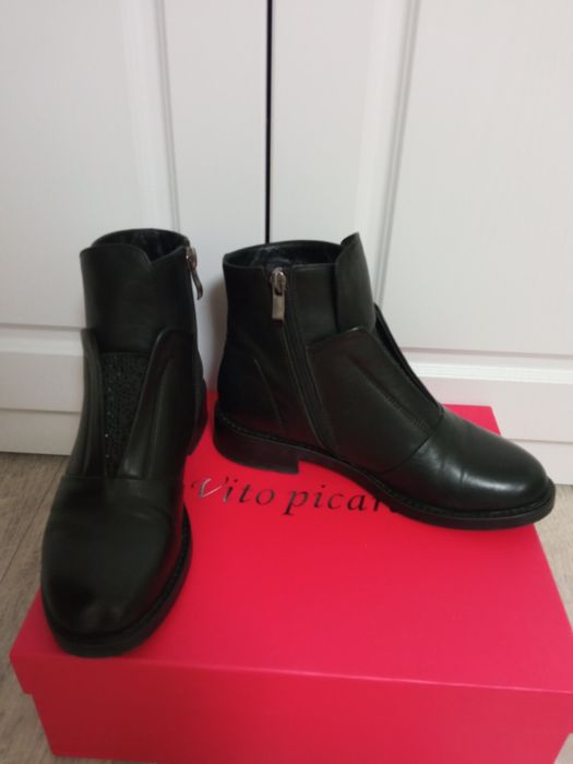 Ботинки женские, кожаные.